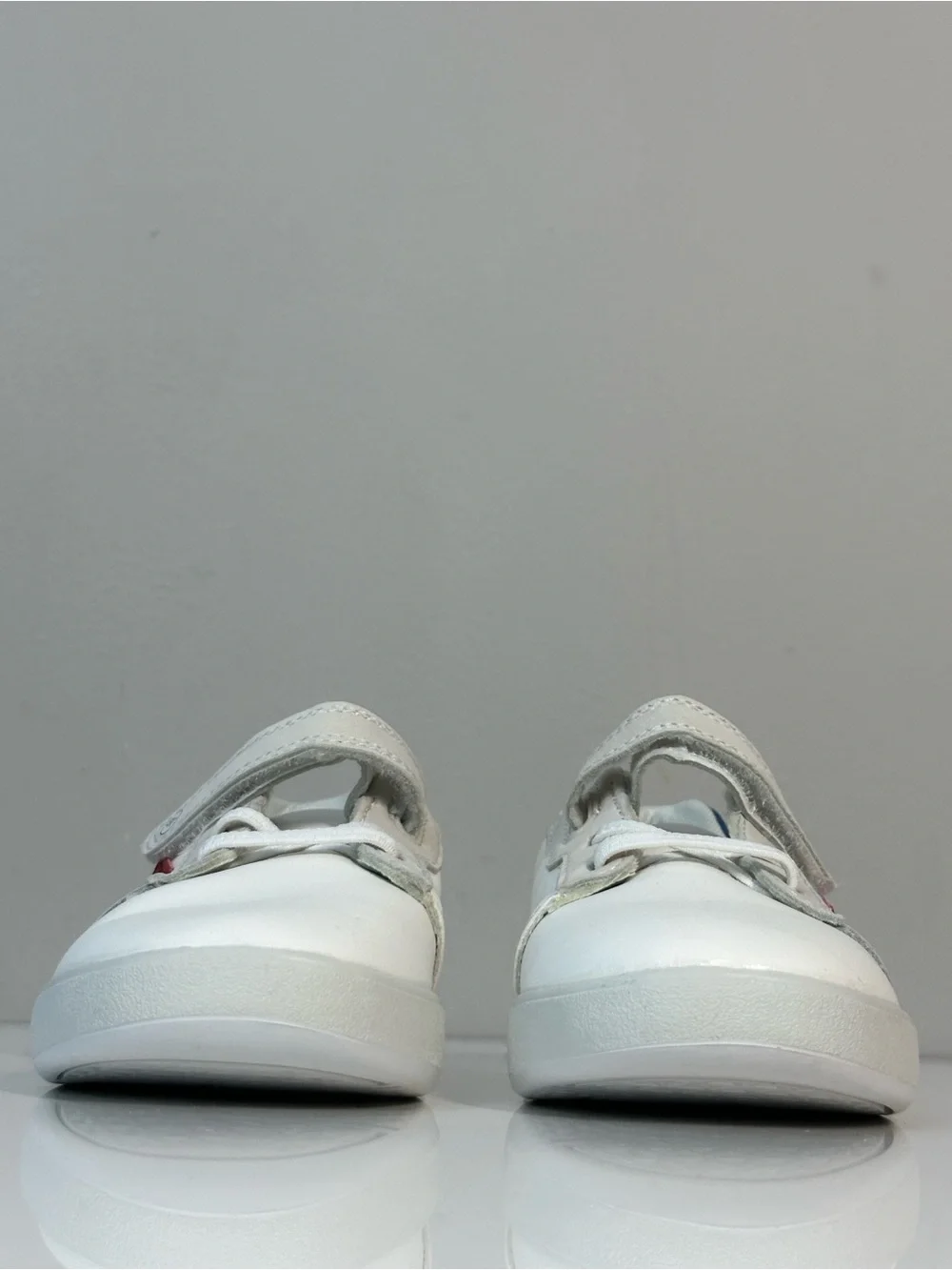 Stride Rite Kailin White Sneakers Size 9W Red White Blue